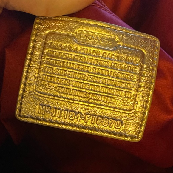 Coach Laura Secret Admirer Tote & Wristlet Women's Gold Metallic Leather Handbag - Picture 6 of 10